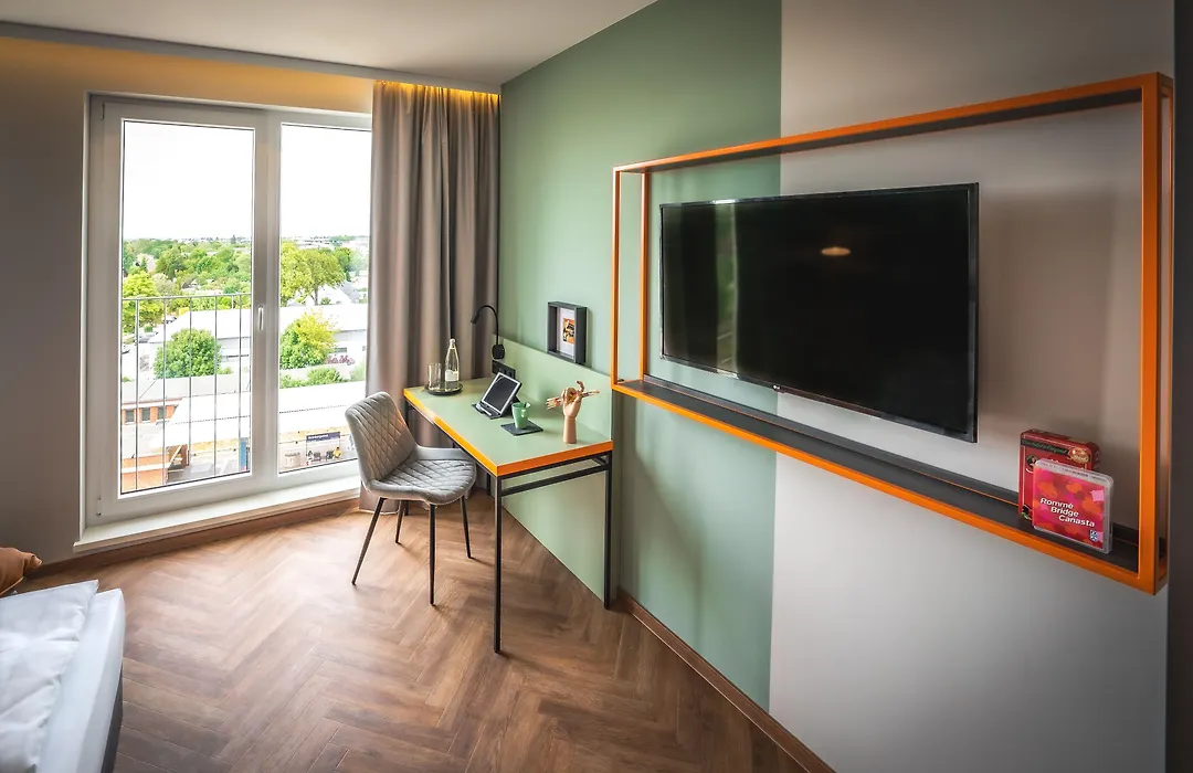 Loginn Hotel Berlin Airport-1